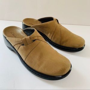 Clark’s slip on Mules leather tan comfort